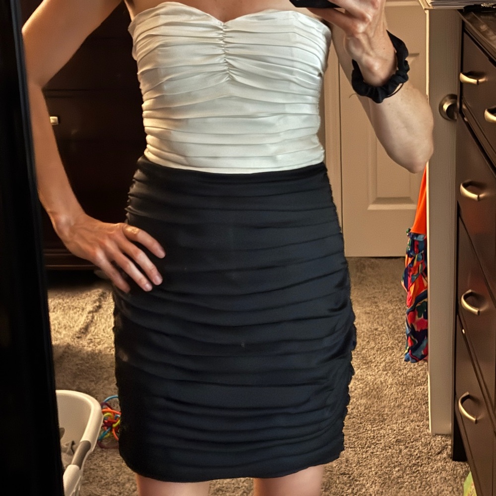 Express Strapless Dress in Black and White
